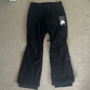 Black snowboarding pants - NEW w/ tags - medium size